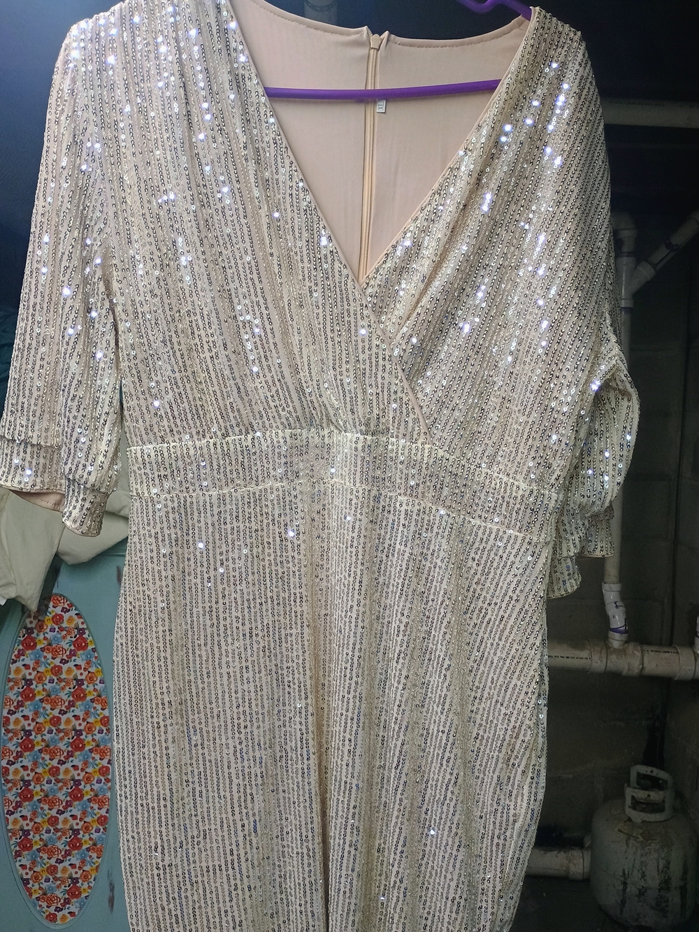 Sequined V-Neck Champagne Party Dress